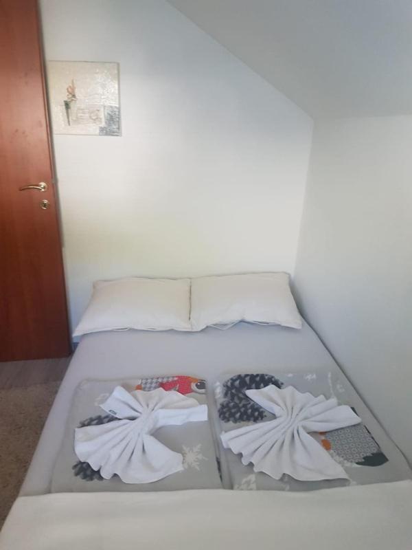 Apartman Salus Tuzla Ngoại thất bức ảnh
