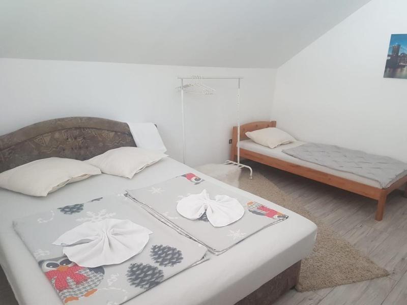 Apartman Salus Tuzla Ngoại thất bức ảnh