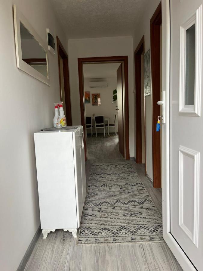 Apartman Salus Tuzla Ngoại thất bức ảnh