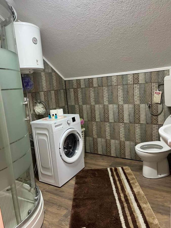 Apartman Salus Tuzla Ngoại thất bức ảnh
