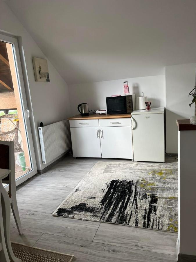 Apartman Salus Tuzla Ngoại thất bức ảnh